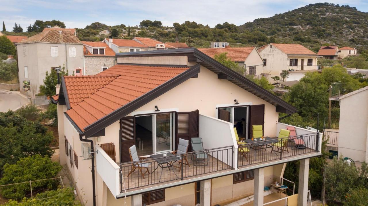 Kaprije Apartmani Tina I Ena Buitenkant foto